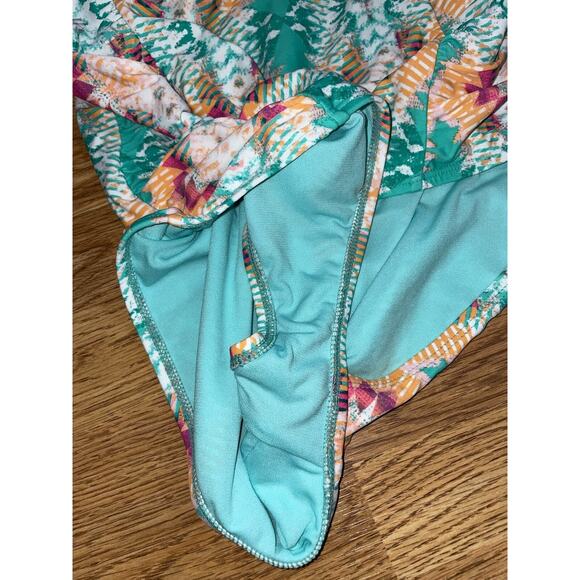 VM One Piece Swimwear Bathing Suit Women’s Plus Size 1x Multicolored NWT - Picture 8 of 13